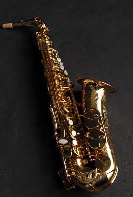 サックスお悩み相談室 » Blog Archive » アルトサックスとテナーサックスの違いは何ですか?